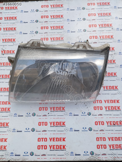 Toyota Hilux sol ön far 2002 2005