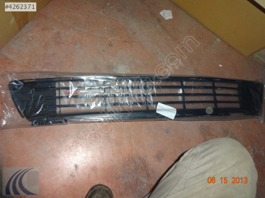 TOYOTA COROLLA 2012 YENİ YAN SANAYİ ÖN TAMPON IZGARASI