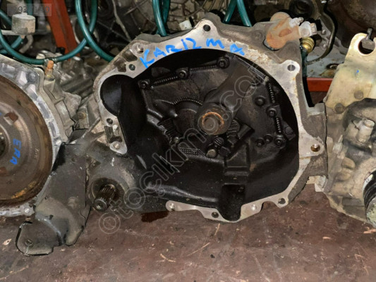 Mitsubishi Carisma Manuel Şanzıman Komple - Oto Çıkma Parçal