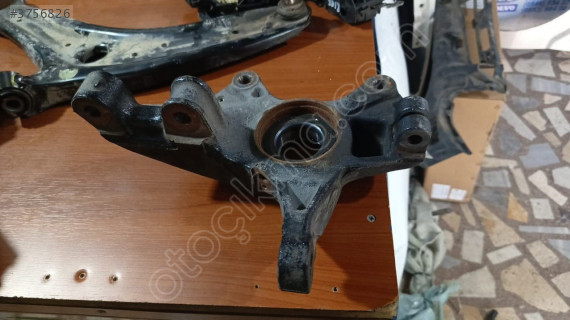 FORD FOCUS SOL ÖN TAŞIYICI ORJİNAL ÇIKMA JX63K171
