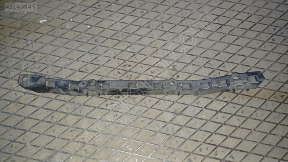 Mercedes C serisi W204 sağ arka tampon bağlantı braketi