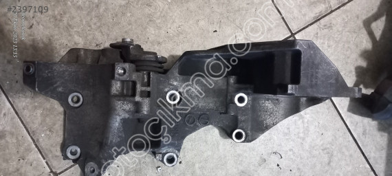 VW 1.6 Tdi CAY Şarj Dinamosu Bağlantı Braketi 03L 903 143 K