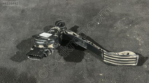 2013 FORD CONNECT 1.8 75 LİK E5 GAZ PEDALI