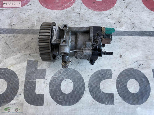 MEGAN2 KANGO2 1.5DCI MOTOR SÖKMESİ MAZOT POMPASI 8200423059