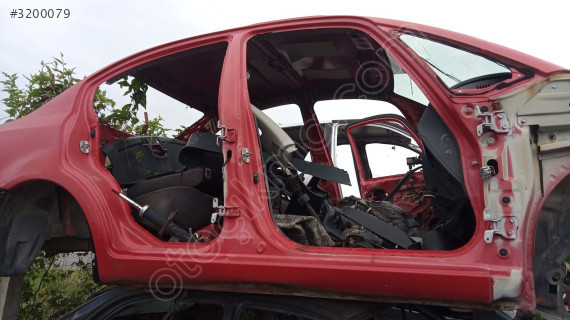Suzuki sx4  sedan kesme sağ masbiyel direk çıkma