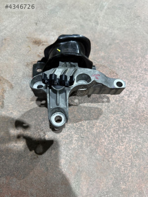 2016 Renault Symbol Sağ Motor Kulağı