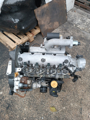 Renault trafik 1.9 dolu anahtar teslim motor