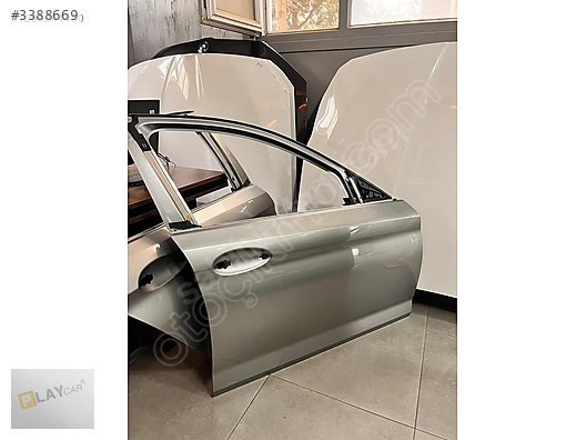 BMW 5 kasa g30 sağ ön kapı hatasız orijinal