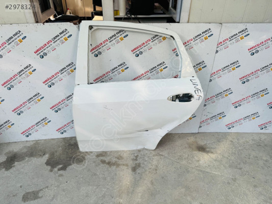 Fiat linea sol arka kapı (az kusurlu)