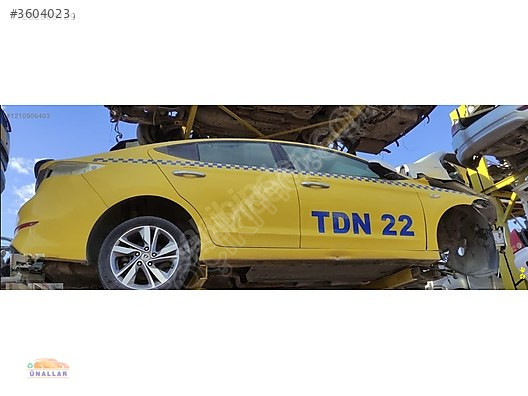 HYUNDAI ELENTRA SAĞ ÖN KAPI MERTLER OTO YEDEK PARÇADA