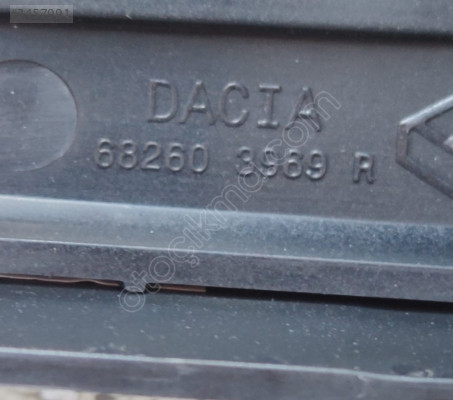 DACİA DUSTER 2015 MODEL RADYO PANEL ÇERÇEVESİ 682603969R
