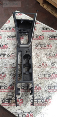VOLKSWAGEN POLO ORTA KONSOL  2G1863243