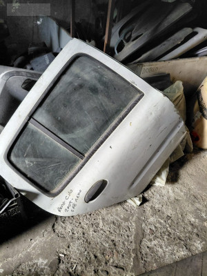 Renault  Clinton 2005 sağ arka kapı dolu orijinal çıkma  15000tl
