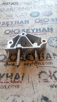1K1857021 tiguan 2012 göğüs demiri sol bağlantı braketi