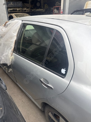 SKODA FABİA ÇIKMA ORJİNAL SOL ARKA KAPI HATASIZ GÜMÜŞ GRİ