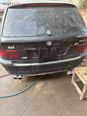 BMW 3:20 Station vagon bagaj kapağı