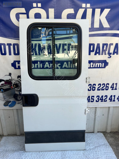 Iveco Daily Çift Kabin Sağ Arka Kapı ORJİNAL