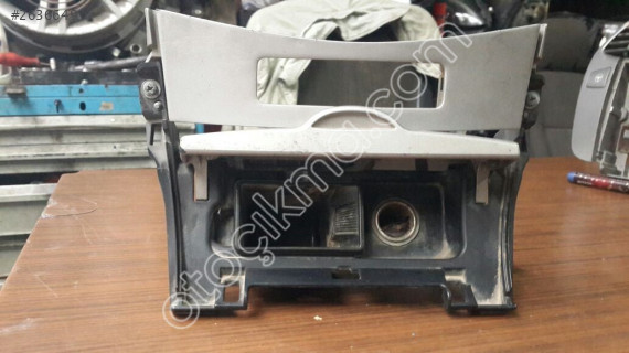 2010 KÜLLÜK COROLLA KOMPLE ÇIKMA KÜL TABLASI YEDEK PARÇA