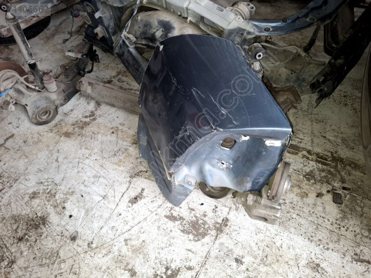 ASTRA G SEDAN SOL ARKA ÇAMURLUK STOP YUVA SACI