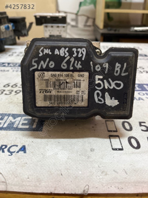 ÇIKMA VW TIGUAN 5N0 614 109 BL 5N0614109BL ABS BEYNİ