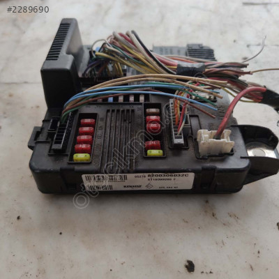 Renault Scenic UPC Sigorta Kutusu 8200306032C - S118399200F