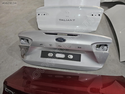 2019/2025 FORD FOCUS GRİ BAGAJ KAPAĞI ORJINAL LOKALLIK