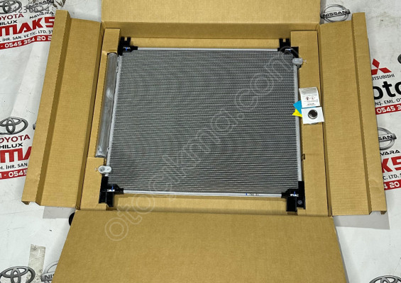 88460-0K350 TOYOTA HILUX KLİMA RADYATÖRÜ ORJ.