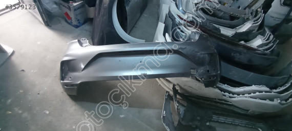 2024 model Clio 5 arka tampon