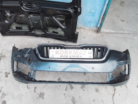 SKODA SCALA ÖN TAMPON