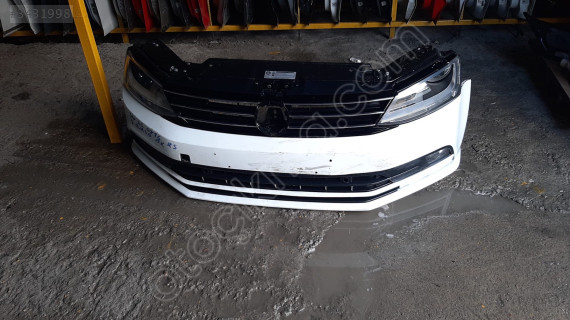 Volkswagen Jetta İçin Ön Tampon ve Diğer Çıkma Parçalar