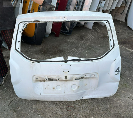 DACİA DUSTER BAGAJ KAPAĞI