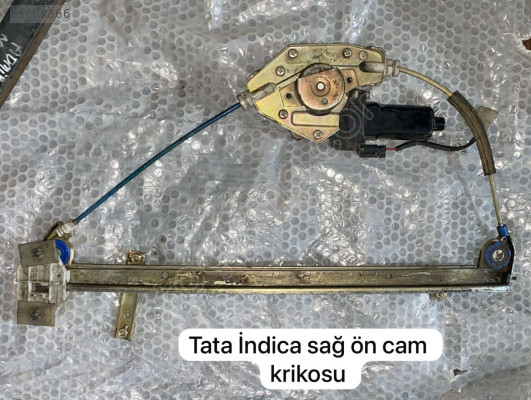 TATA İNDİCA SAĞ ÖN CAM KRİKOSU  (XS2104S25)
