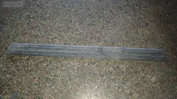 1995-2002 Honda Cr-v sol ön eşik plastiği