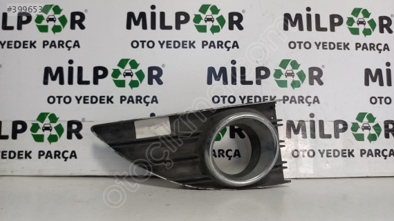 FLUENCE 09 -12 SAĞ SİS KAPAĞI SİSLİ 261A50002R