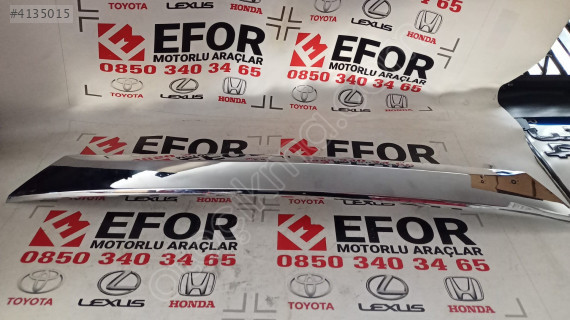TOYOTA COROLLA SIFIR BAGAJ PLAKA KROM 13-15 OEM:76801-02A83