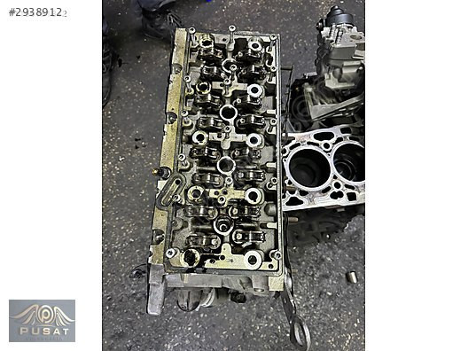 2.0TDİ CNH CRL ÇIKMA ORJİNAL SİLİNDİR KAPAĞI AUDİ A6 A3 PASSAT