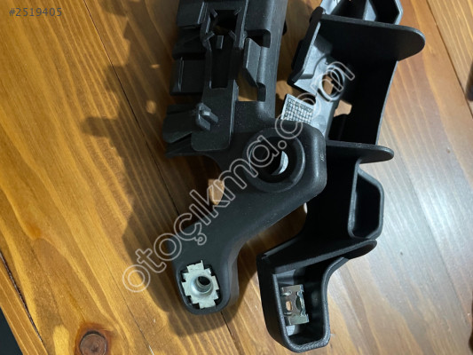 RENAULT MEGANE 3 ÖN TAMPON BRAKETİ SAĞ - SOL