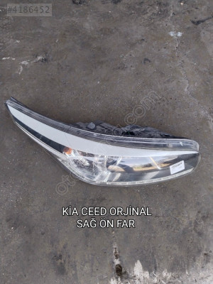 KİA CEED ORJİNAL SAĞ ÖN FAR AZ HASARLI 2012-2017