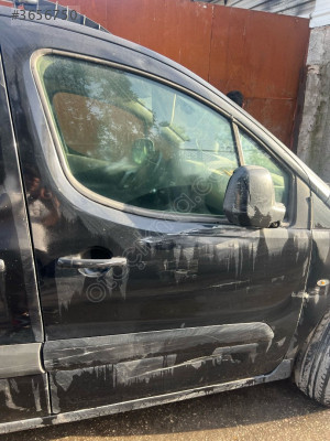 Citröen berlingo sağ ön kapı dolu hatasız