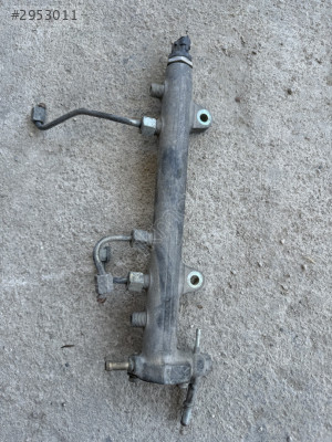 0445214044 OPEL CORSA C 1.3 DİZEL MULTİJET RAİL BORUSU ÇIKMA ORJ