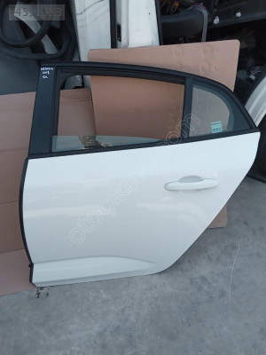 renault megane 4 çıkma orjinal sol arka kapı (son fiyat)
