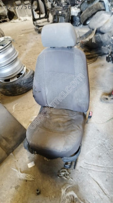 6Q4881106DD Skoda Fabia ön sağ koltuk