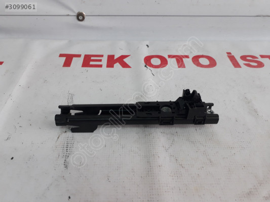 A B C CLA GLA  EMNİYET KEMERİ YÜKSEKLİK AYARI A0008600388