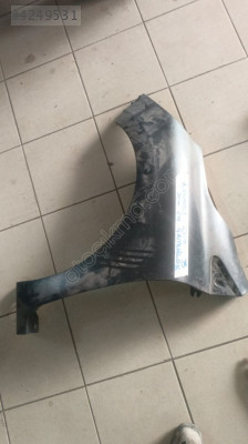 RENAULT CLİO SAĞ ÖN ÇAMURLUK