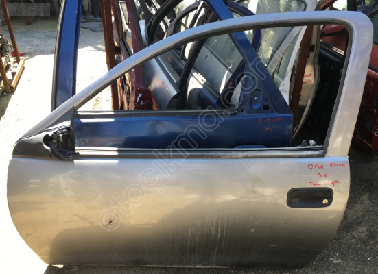 Opel Corsa 1993-1998 (HB 3 Kapı) Çıkma Sol Kapı