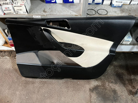 VOLKSWAGEN PASSAT B6 05-10 ÖN SAĞ KAPI DÖŞEMESİ (ÇIKMA)