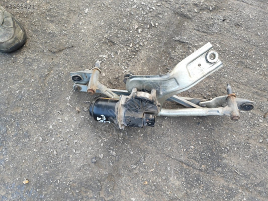 FİAT LİNEA ÖN CAM SİLGİ MOTORU ORJİNAL ÇIKMA OTO FEDAİ