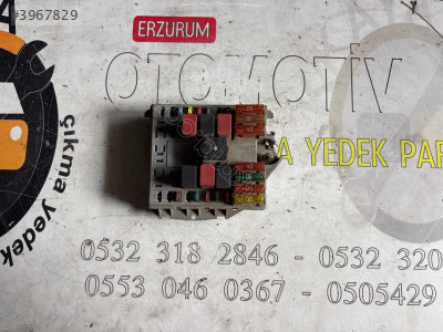 51763770 FİAT DOBLO 1.3 Multijet Orijinal Çıkma Sigorta Kutusu