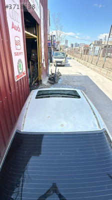 W124 Mercedes E Serisi Bakalit Tavan Parçası