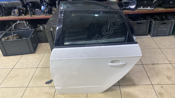AUDİ A3 SOL ÖN KAPI